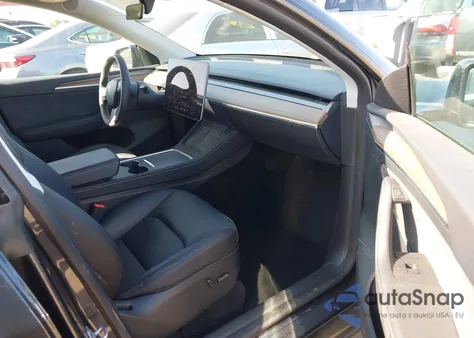 2024 Tesla Model Y Long Range Dual Motor All-Wheel Drive из США, поврежденный, VIN 7SAYGDEE8RF066873